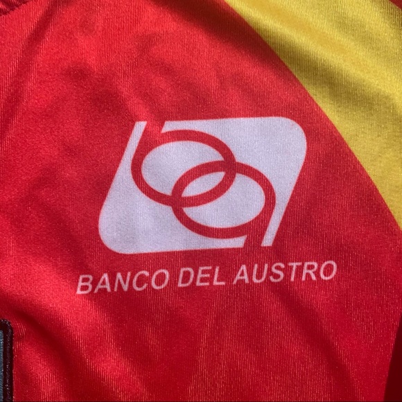 Deportivo Cuenca Jersey - Picture 4 of 11
